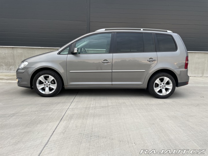 Volkswagen Touran 2.0 TDI 5MÍST TAŽNÉ 2008