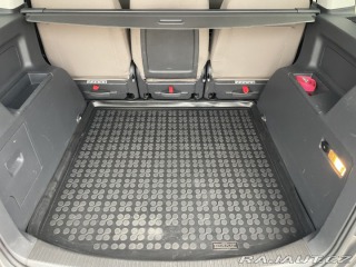 Volkswagen Touran 2.0 TDI 5MÍST TAŽNÉ 2008