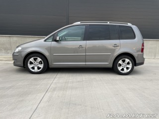 Volkswagen Touran 2.0 TDI 5MÍST TAŽNÉ 2008