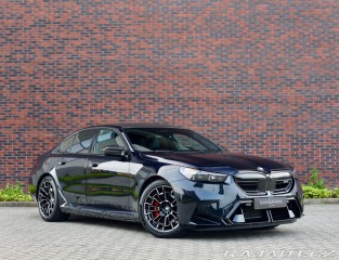 BMW M5 4.4 V8 ehybrid xdrive 53