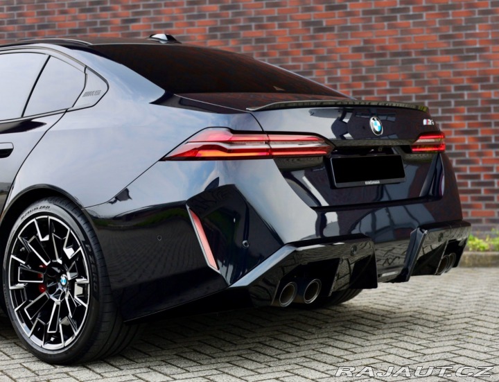 BMW M5 4.4 V8 ehybrid xdrive 53 2024