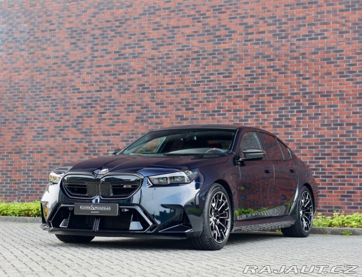 BMW M5 4.4 V8 ehybrid xdrive 53 2024