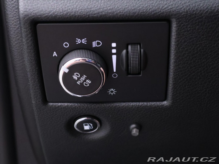 Jeep Grand Cherokee 3,0 V6 184kW SUMMIT Pano. 2015