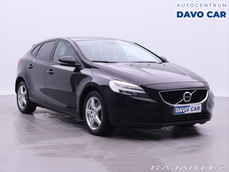 Volvo V40 2,0 T3 112KW CZ FULL LED