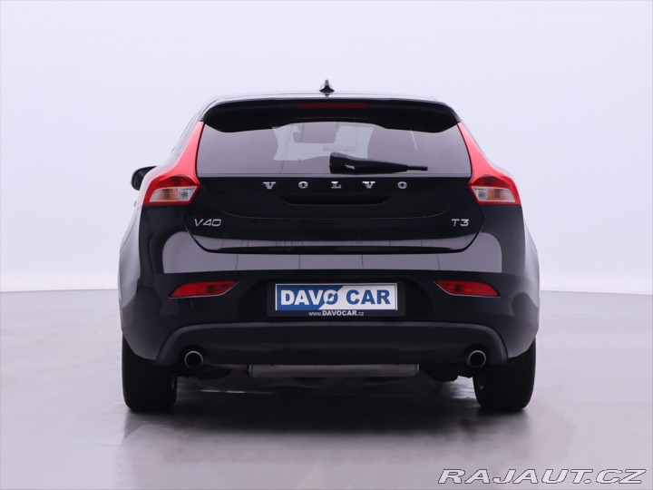 Volvo V40 2,0 T3 112KW CZ FULL LED 2019