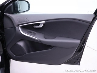 Volvo V40 2,0 T3 112KW CZ FULL LED 2019