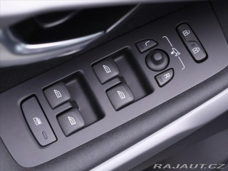 Volvo V40 2,0 T3 112KW CZ FULL LED 2019