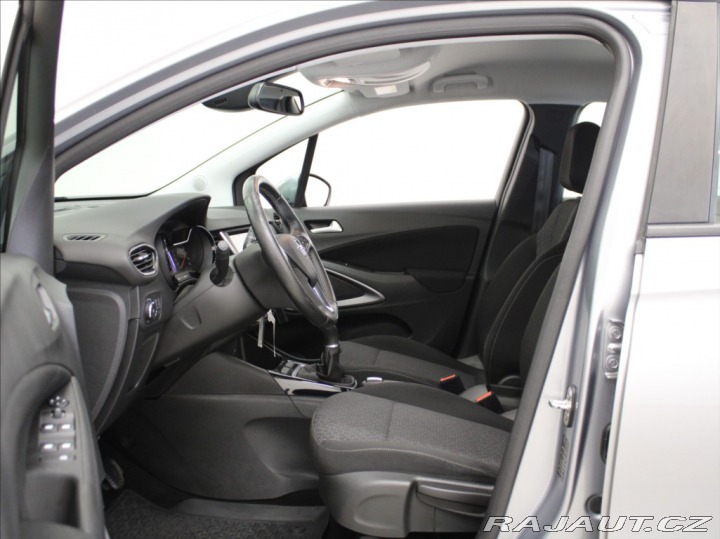 Opel Crossland X 1,2 i 61kW 1.majitel 39 6 2020