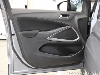 Opel Crossland X 1,2 i 61kW 1.majitel 39 6 2020