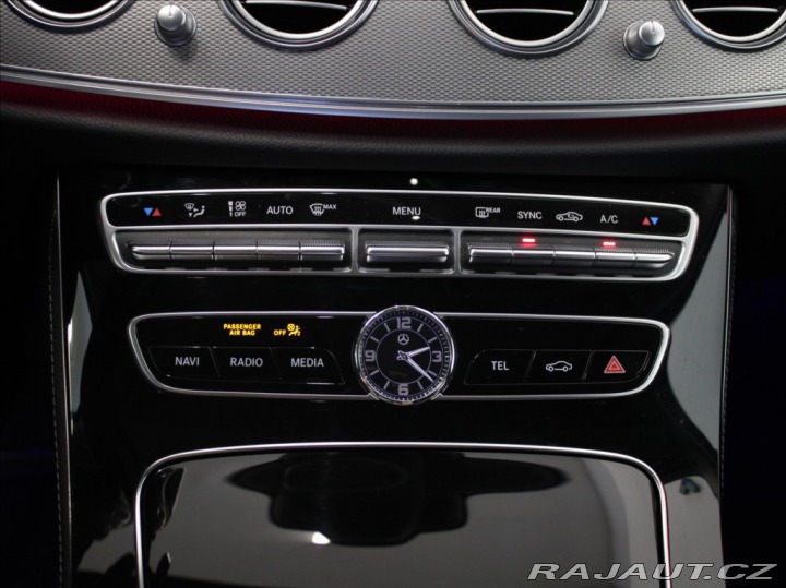 Mercedes-Benz E 3,5 400 4M Vzduch Head-UP 2017