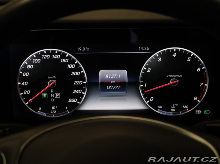 Mercedes-Benz E 3,5 400 4M Vzduch Head-UP 2017