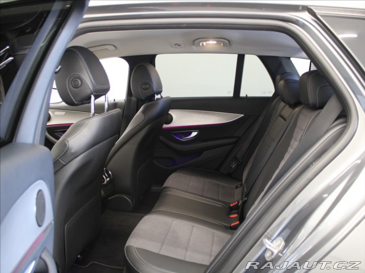 Mercedes-Benz E 3,5 400 4M Vzduch Head-UP 2017