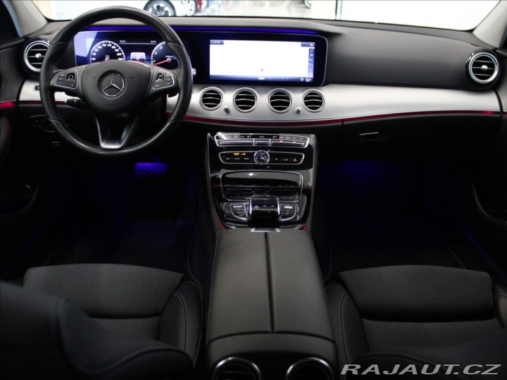 Mercedes-Benz E 3,5 400 4M Vzduch Head-UP 2017