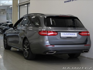 Mercedes-Benz E 3,5 400 4M Vzduch Head-UP 2017