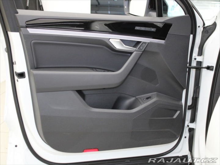 Volkswagen Touareg 3,0 210kW R-Line VZDUCH T 2023