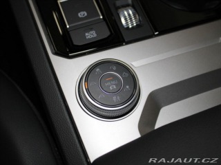 Volkswagen Touareg 3,0 210kW R-Line VZDUCH T 2023