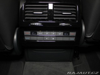 Volkswagen Touareg 3,0 210kW R-Line VZDUCH T 2023