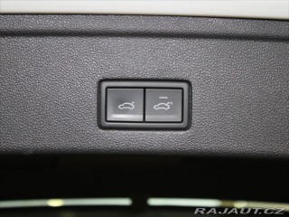 Volkswagen Touareg 3,0 210kW R-Line VZDUCH T 2023