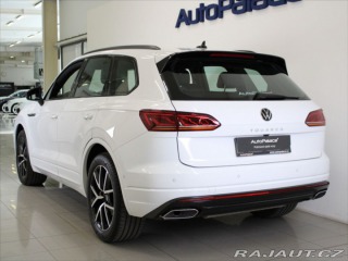 Volkswagen Touareg 3,0 210kW R-Line VZDUCH T 2023