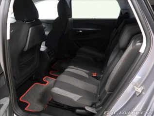 Peugeot 5008 2,0 HDi 110KW 7-míst 2017