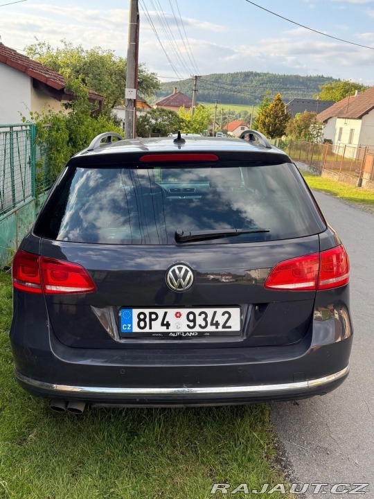 Volkswagen Passat 2,0 b7 2011