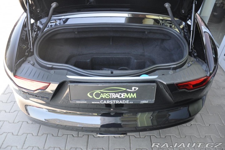 Jaguar F-Type P300 MERIDIAN SERV.KNÍŽKA 2021