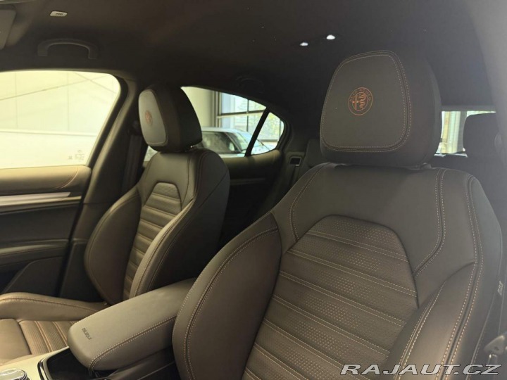 Alfa Romeo Stelvio 2.0 Turbo 280k Q4 AT8 INT 2025