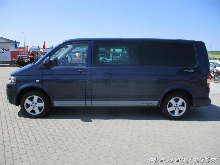 Volkswagen Transporter 2,0 TDi 103kw LONG DSG Ta 2013