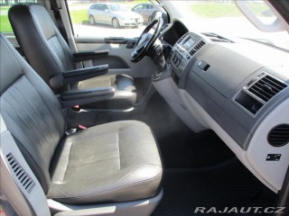 Volkswagen Transporter 2,0 TDi 103kw LONG DSG Ta 2013