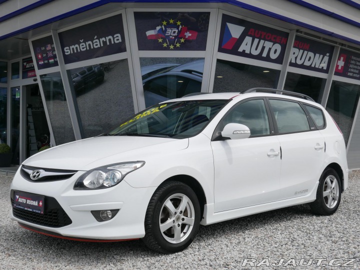 Hyundai i30 1,4 CVVT 80kW Kombi ČR 2010