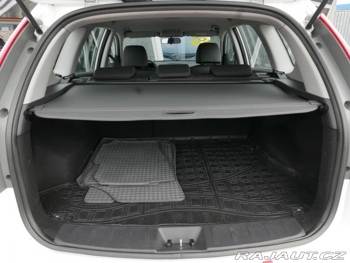 Hyundai i30 1,4 CVVT 80kW Kombi ČR 2010