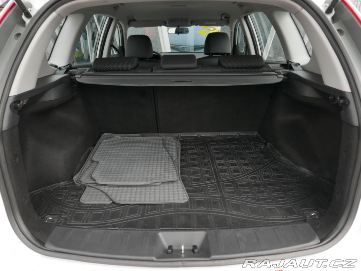 Hyundai i30 1,4 CVVT 80kW Kombi ČR 2010