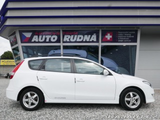 Hyundai i30 1,4 CVVT 80kW Kombi ČR 2010