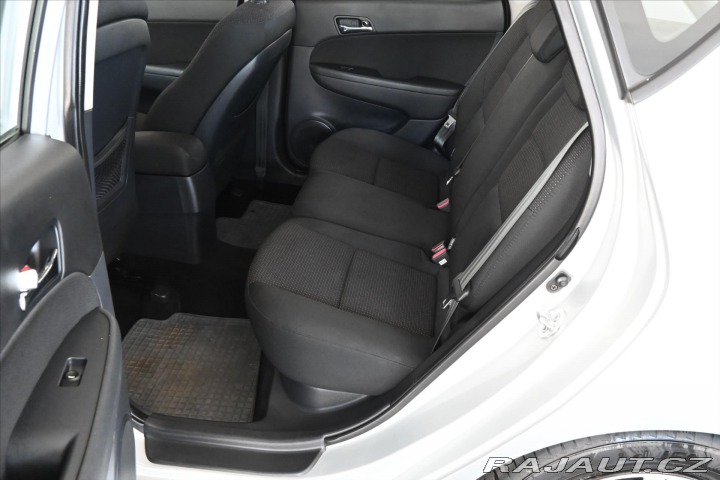 Hyundai i30 1,4 i CVVT 80kW START Zár 2010
