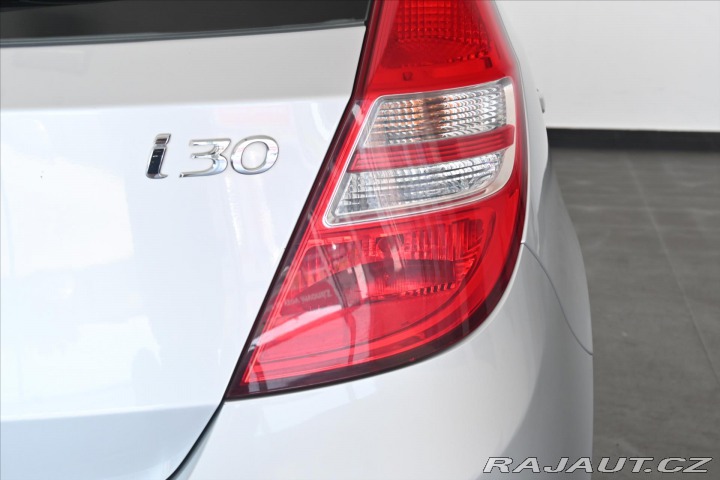 Hyundai i30 1,4 i CVVT 80kW START Zár 2010