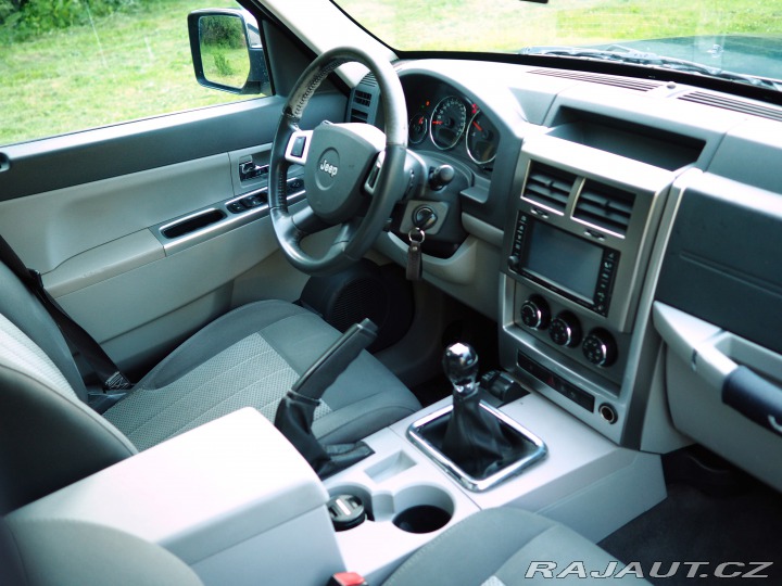 Jeep Cherokee 2.8CRD 130kW,4X4,M6,LIMIT 2008