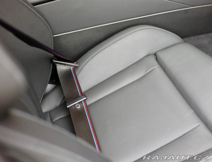 BMW 5 Touring 550e xDrive M S 2025