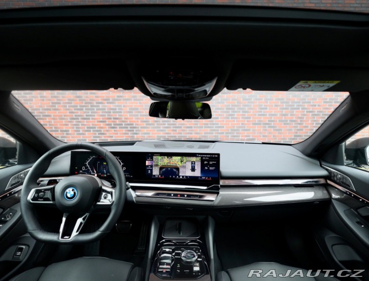 BMW 5 Touring 550e xDrive M S 2025
