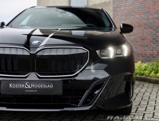 BMW 5 Touring  550e  xDrive M S 2025