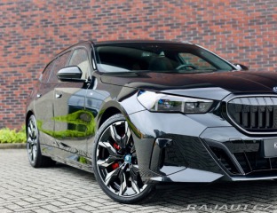 BMW 5 Touring  550e  xDrive M S 2025