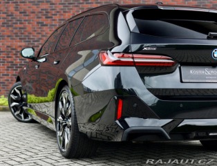 BMW 5 Touring  550e  xDrive M S 2025