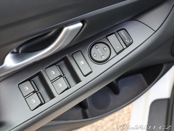 Hyundai i30 1,0 T-GDI Aut. CZ Smart D 2023