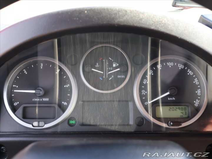 Land Rover Defender 2,4 TD4 4x4 Klima 7-Míst 2011