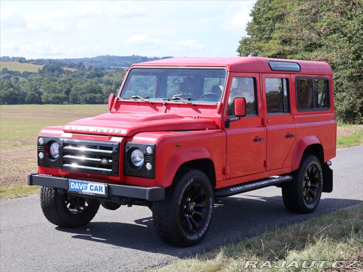 Land Rover Defender 2,4 TD4 4x4 Klima 7-Míst 2011