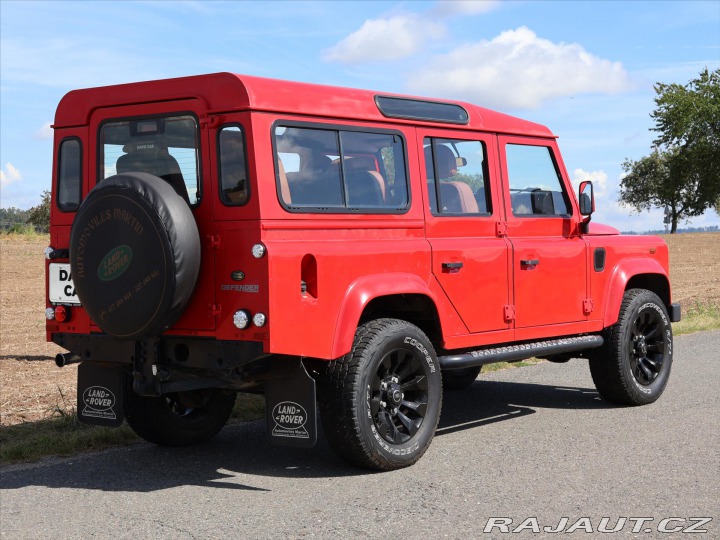Land Rover Defender 2,4 TD4 4x4 Klima 7-Míst 2011