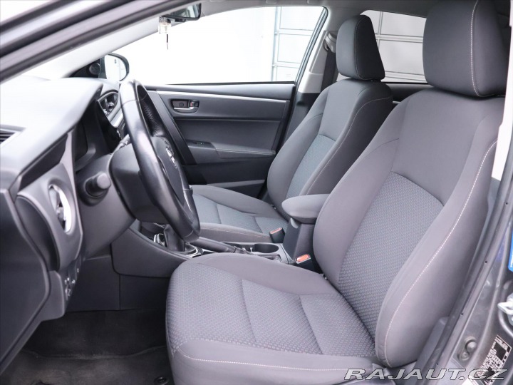 Toyota Corolla 1,6 97kW TREND+ CZ 2017