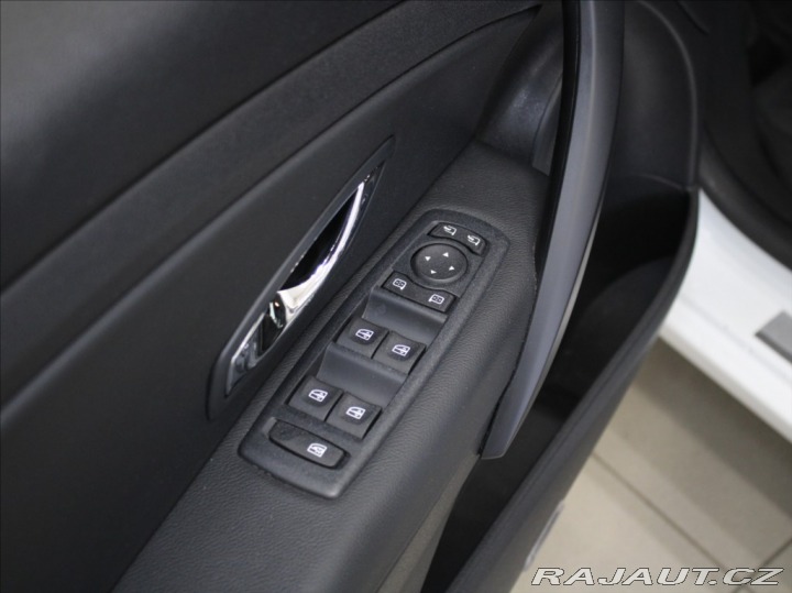 Renault Fluence 1,5 dCi 81kW Bezklíč 124t 2013