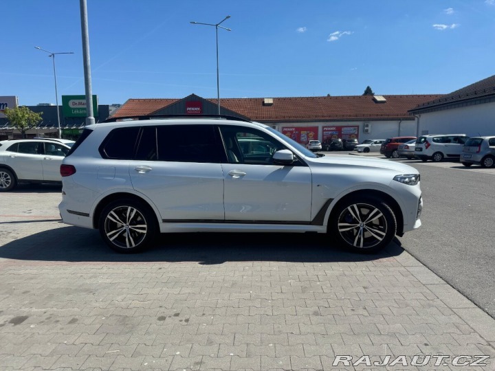 BMW X7 40d Mpaket, 2021, 7míst, 2021