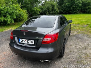 Suzuki Kizashi 1800