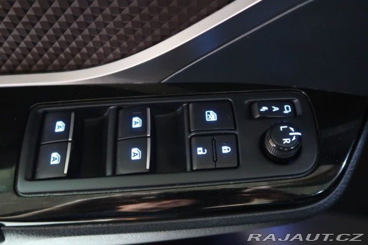 Toyota C-HR 1.2T,CZ,1Maj,ComfortStyle 2017